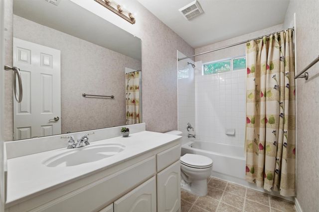 5800 Wester Way Drive, Arlington, TX 76013