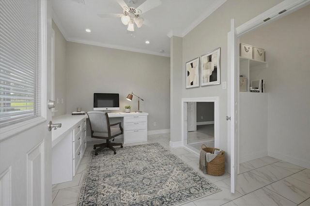 121 Bowie Drive, Gainesville, TX 76240