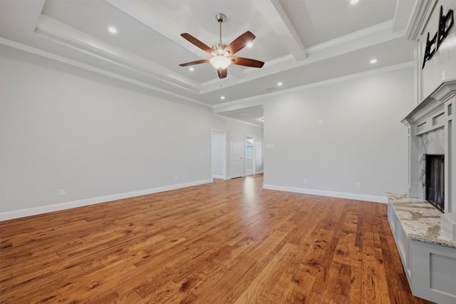 121 Bowie Drive, Gainesville, TX 76240