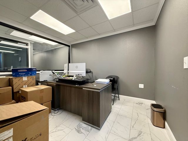 1905 W County Rd 137, Midland, TX 79706