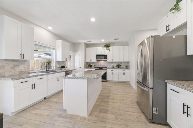 16802 Willow Bend Court, Sugar Land, TX 77479