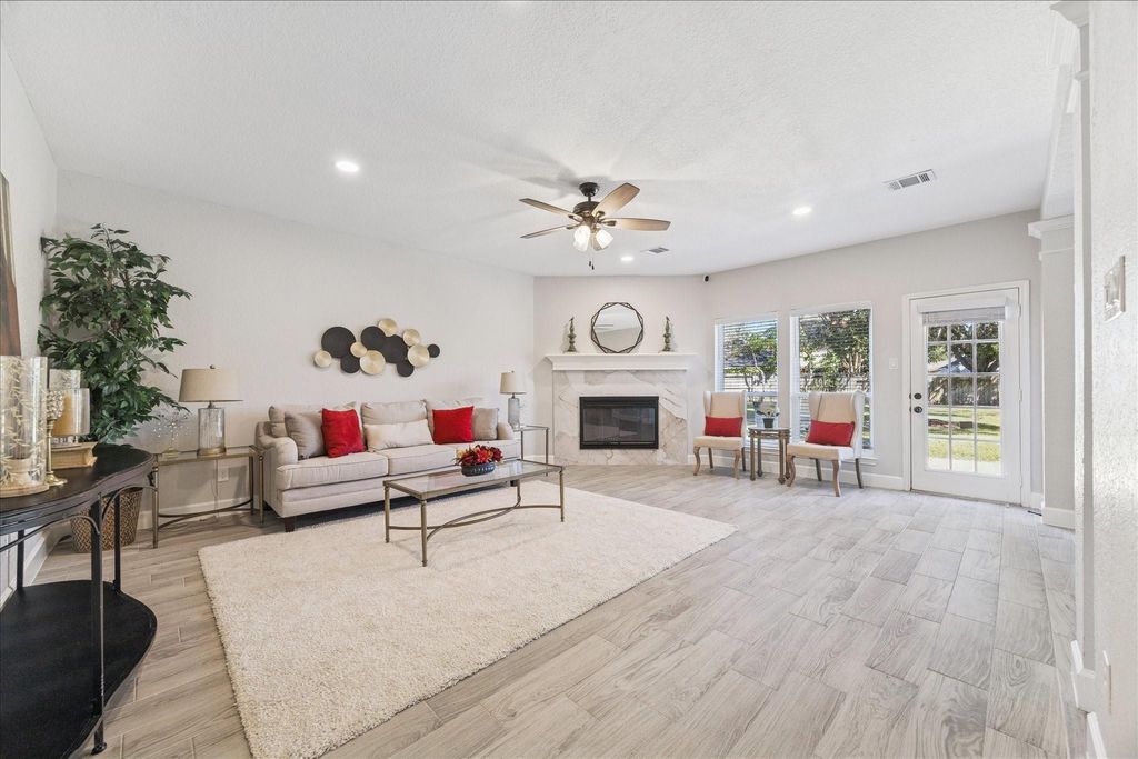 16802 Willow Bend Court, Sugar Land, TX 77479