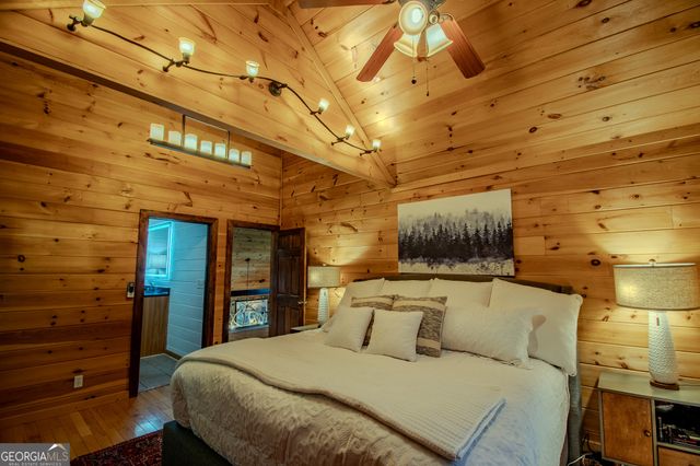 135 Bandit Lane, Blue Ridge, GA 30513