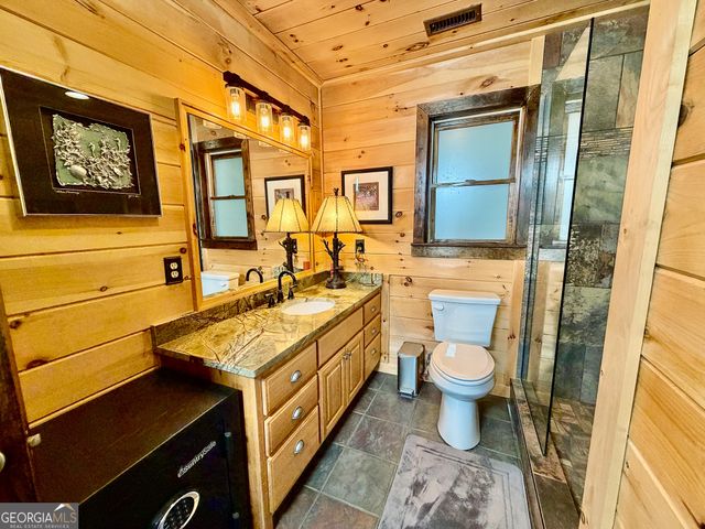 135 Bandit Lane, Blue Ridge, GA 30513