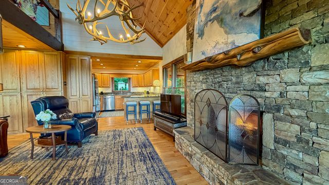 135 Bandit Lane, Blue Ridge, GA 30513