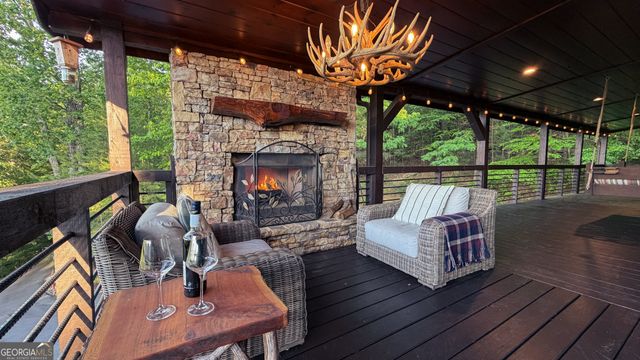 135 Bandit Lane, Blue Ridge, GA 30513