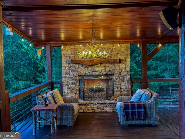 135 Bandit Lane, Blue Ridge, GA 30513