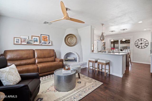 720 N 72ND Place, Scottsdale, AZ 85257