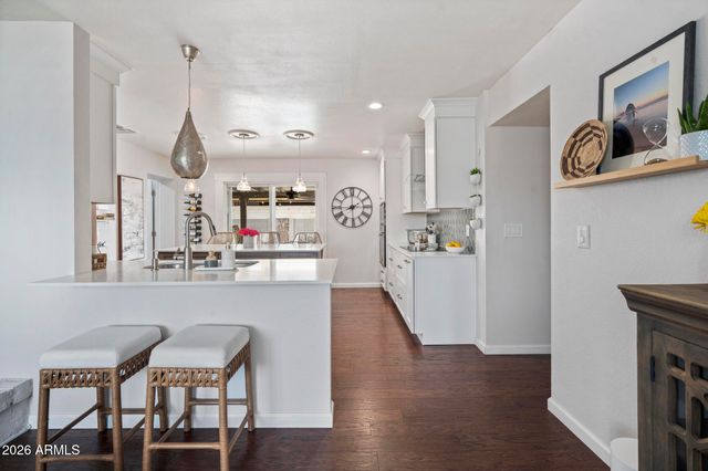 720 N 72ND Place, Scottsdale, AZ 85257