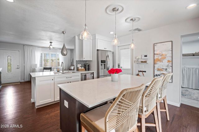 720 N 72ND Place, Scottsdale, AZ 85257