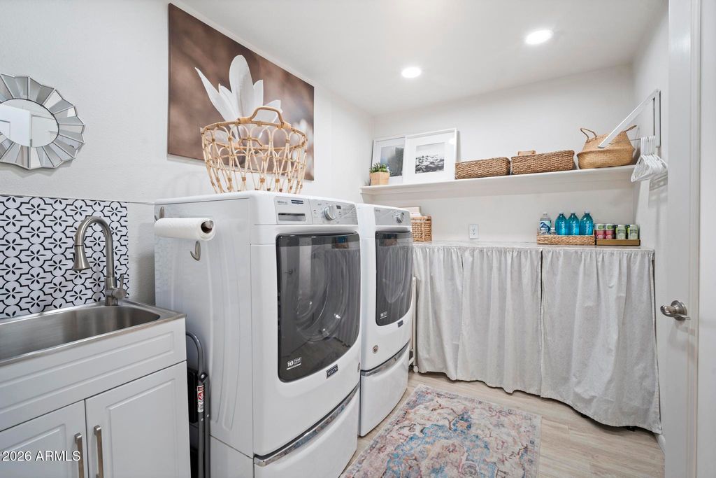 Image 12 of property listing at 720 N 72ND Place, Scottsdale, AZ 85257