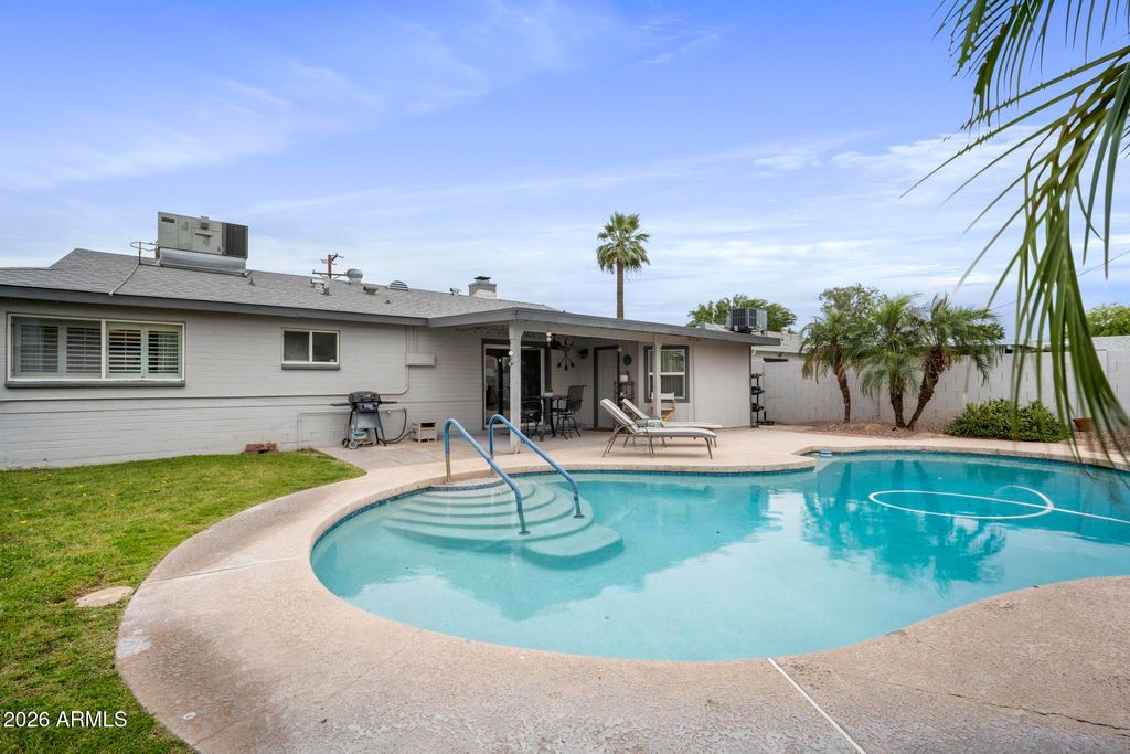 Image 32 of property listing at 720 N 72ND Place, Scottsdale, AZ 85257