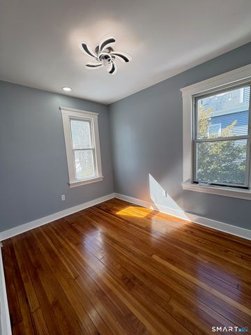 50 Collins Street, Hamden, CT 06514