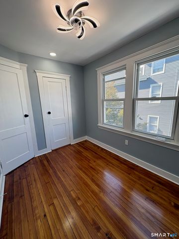 50 Collins Street, Hamden, CT 06514