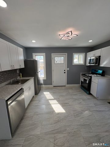 50 Collins Street, Hamden, CT 06514