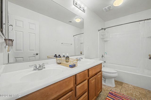 10457 S Boothill Way, Vail, AZ 85641