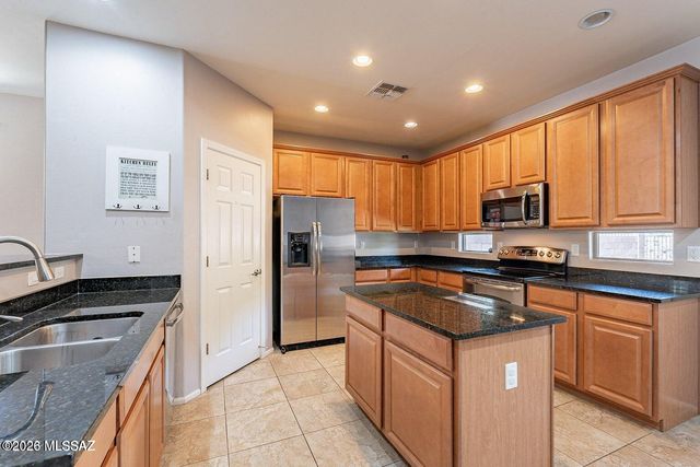 10457 S Boothill Way, Vail, AZ 85641