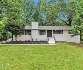 599 Holly Drive, Gainesville, GA 30501