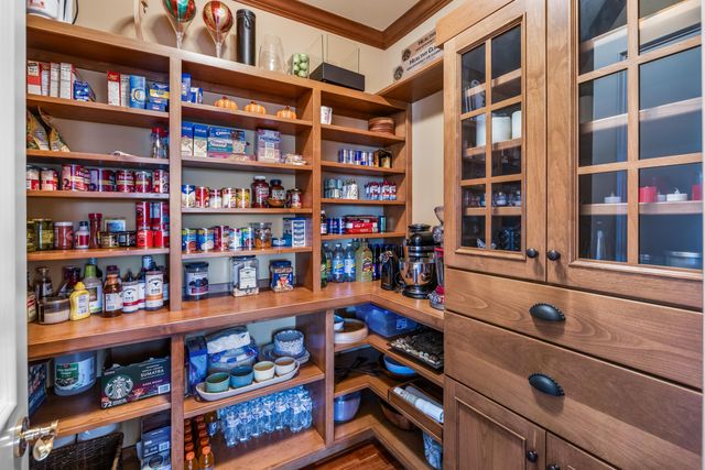 1748 NW Farewell Drive, Bend, OR 97703