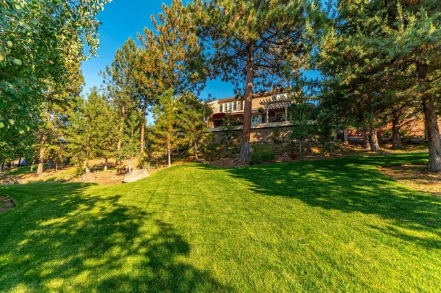 1748 NW Farewell Drive, Bend, OR 97703