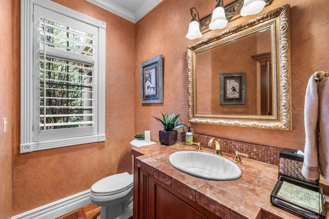 1748 NW Farewell Drive, Bend, OR 97703