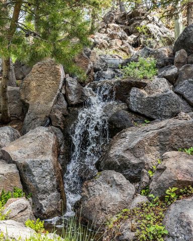 1748 NW Farewell Drive, Bend, OR 97703