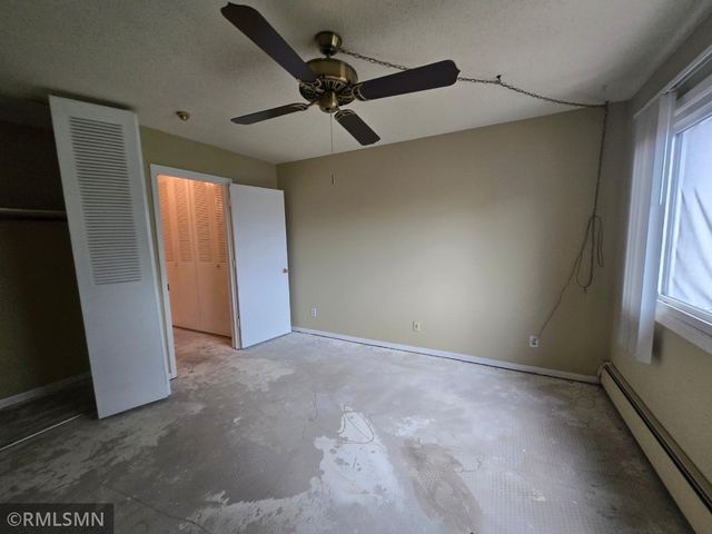 2800 Hillsboro Avenue N 315, New Hope, MN 55427
