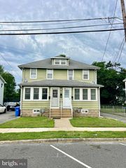 25 COLLEGE AVE #B, Glassboro, NJ 08028