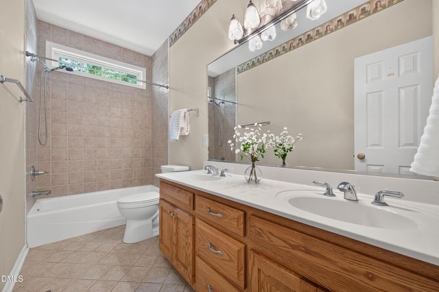 210 Donnibrook Run, Fuquay Varina, NC 27526