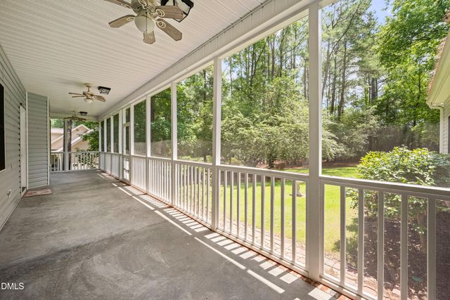 210 Donnibrook Run, Fuquay Varina, NC 27526