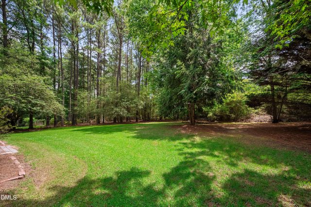 210 Donnibrook Run, Fuquay Varina, NC 27526