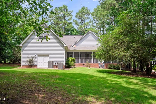 210 Donnibrook Run, Fuquay Varina, NC 27526