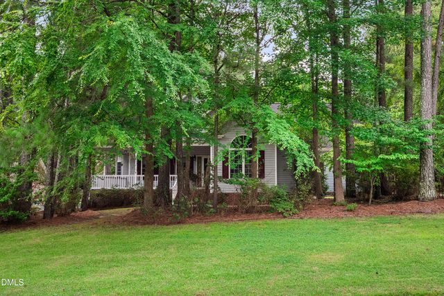 210 Donnibrook Run, Fuquay Varina, NC 27526