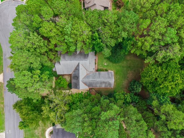 210 Donnibrook Run, Fuquay Varina, NC 27526