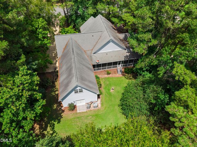 210 Donnibrook Run, Fuquay Varina, NC 27526