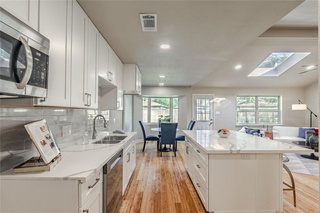 12406 Whittington Drive, Houston, TX 77077