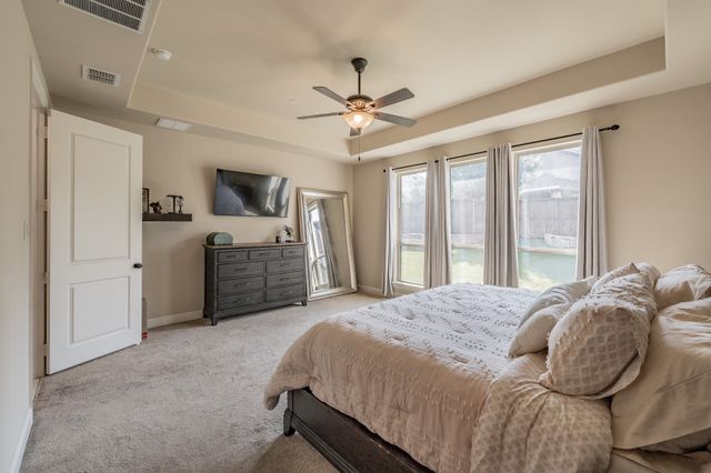 1008 Broadmoor Way, Roanoke, TX 76262