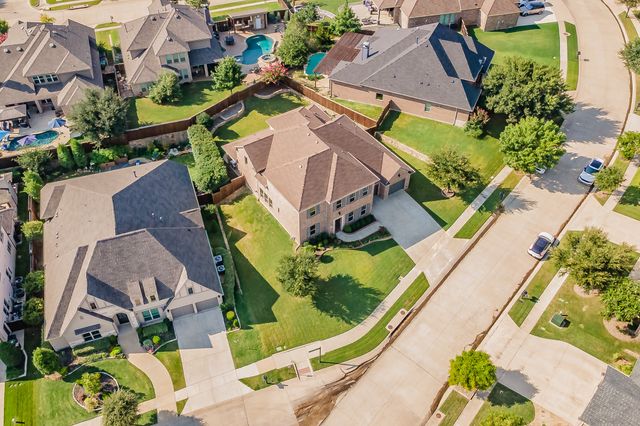 1008 Broadmoor Way, Roanoke, TX 76262