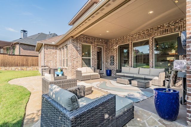 1008 Broadmoor Way, Roanoke, TX 76262