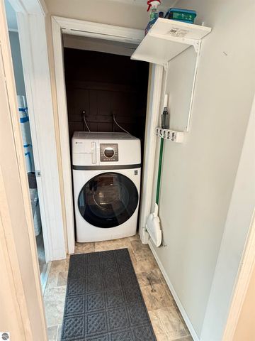 1005 E Chippewa Street, Mt Pleasant, MI 48858