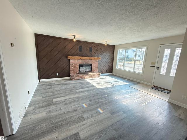 1005 E Chippewa Street, Mt Pleasant, MI 48858