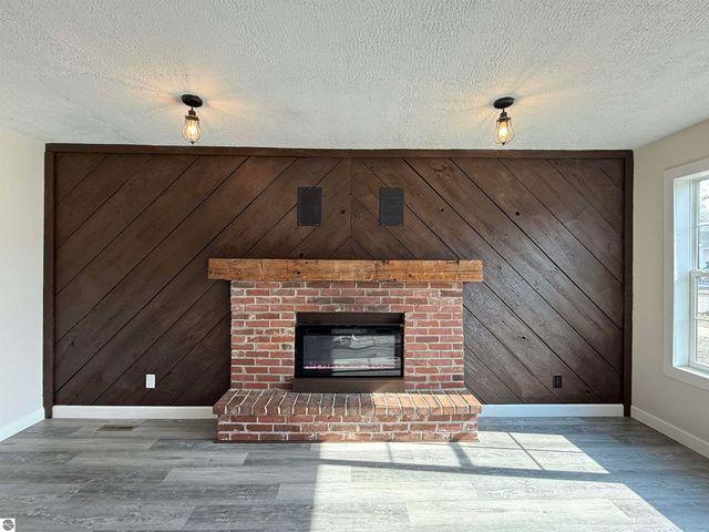 1005 E Chippewa Street, Mt Pleasant, MI 48858