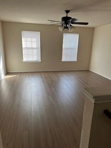 1316 Beechwood DR, Kyle, TX 78640