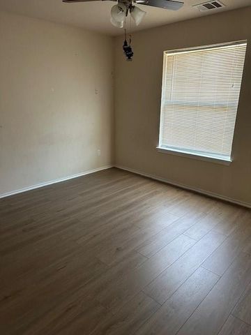 1316 Beechwood DR, Kyle, TX 78640