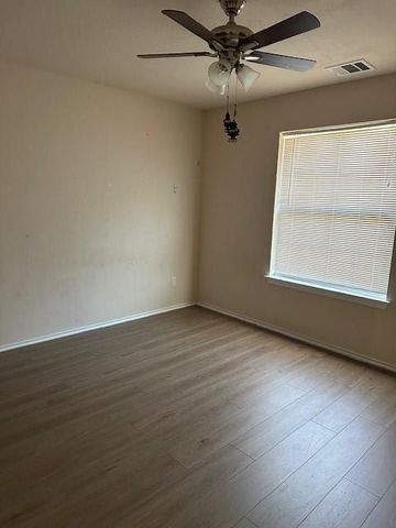 1316 Beechwood DR, Kyle, TX 78640