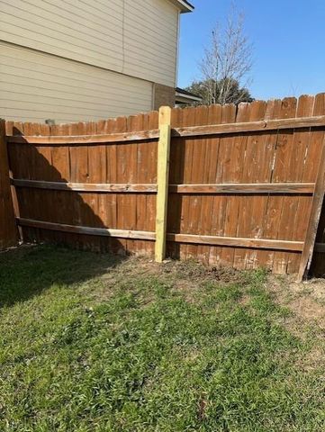 1316 Beechwood DR, Kyle, TX 78640