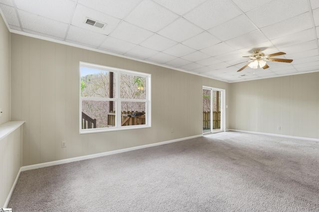 209 Falcon Crest Way, Pickens, SC 29671