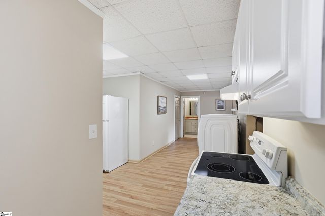 209 Falcon Crest Way, Pickens, SC 29671