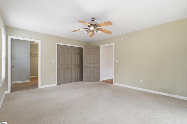 209 Falcon Crest Way, Pickens, SC 29671