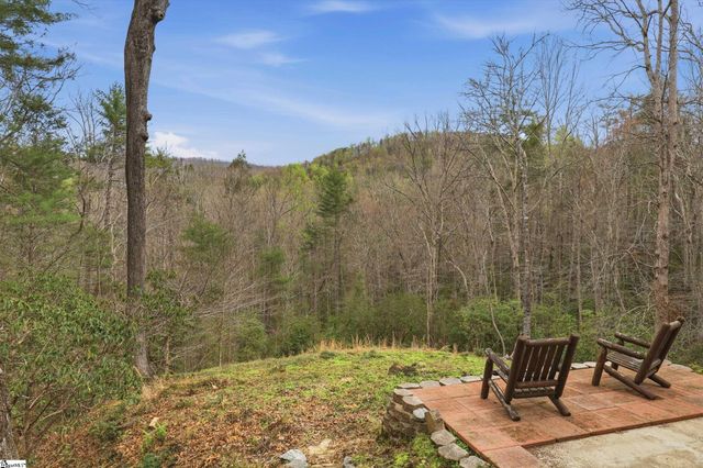 209 Falcon Crest Way, Pickens, SC 29671